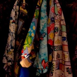 Scrub tops plus size